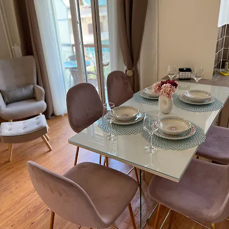 Acropolis Luxury Sidewalk View Apartment Athens