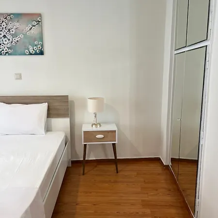 Acropolis Luxury Sidewalk View Apartment Athens